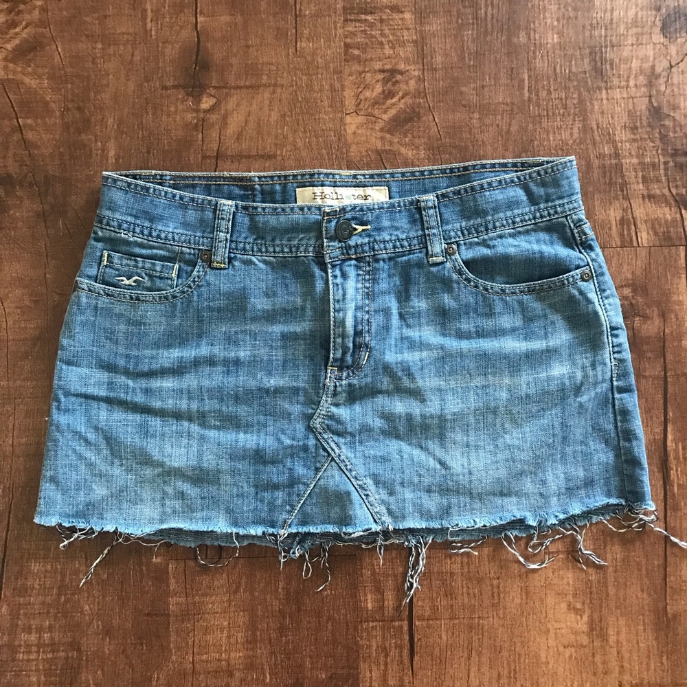 Hollister Co. Denim Mini Skirt ✌🏼
